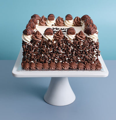 Chocolate Curls & Hazelnut Cream