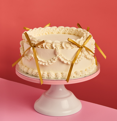Vintage Gold Bow Cake